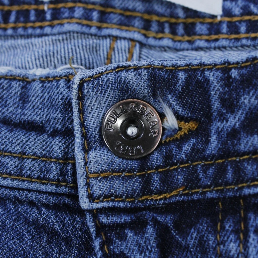 Pull & Bear Men's Jeans - Medium Blue - Tapered - Size 32